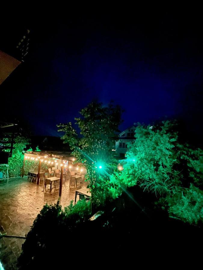 Hotel Sweet Неводарі Екстер'єр фото