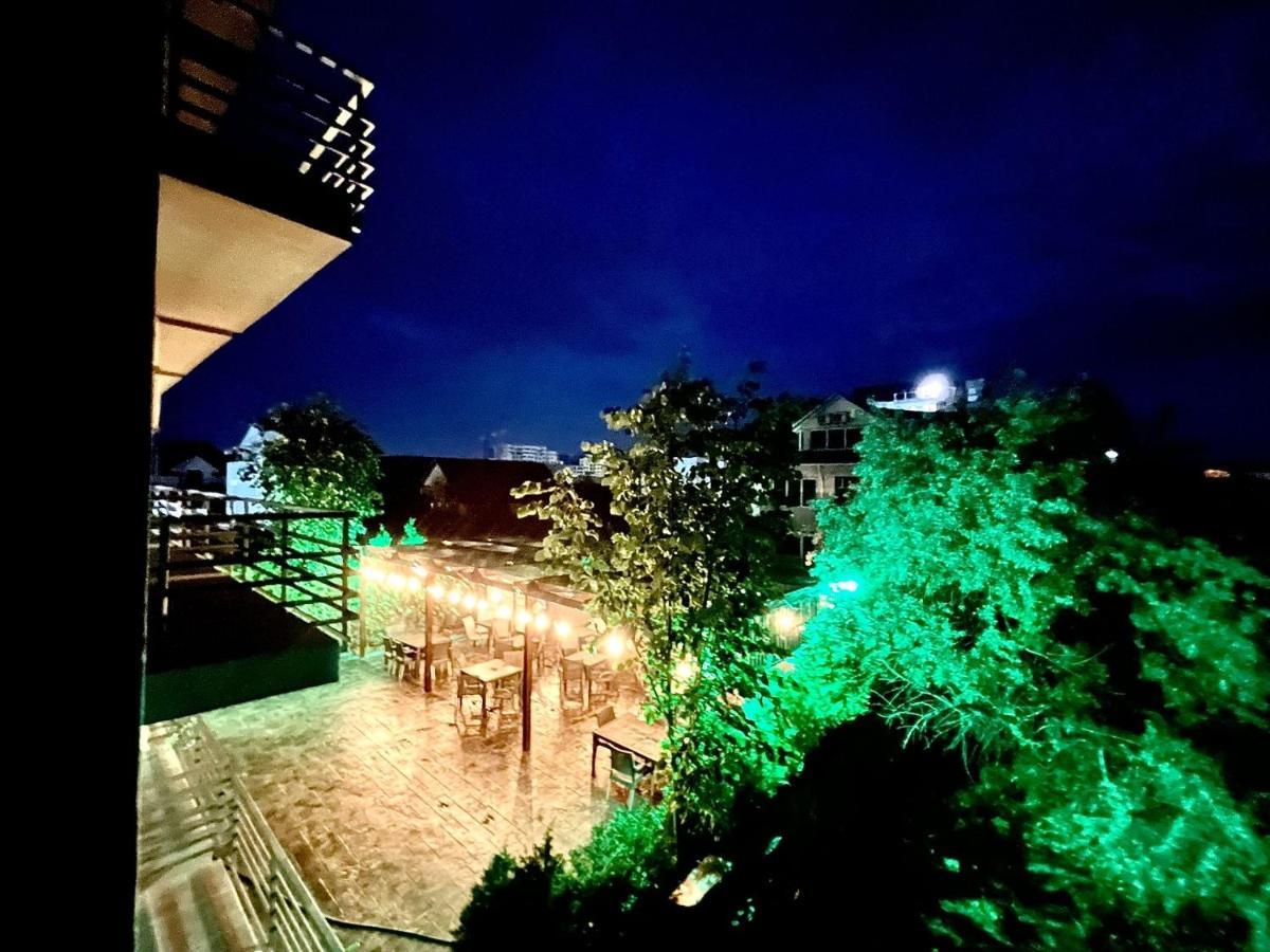 Hotel Sweet Неводарі Екстер'єр фото